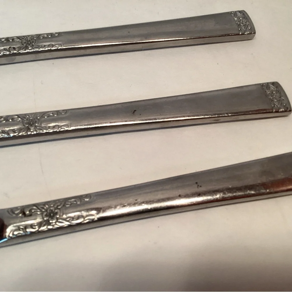 Supreme Cutlery TOWLE SILVER 3 Butter Knifes TWS280 STAINLESS Glossy Japan
